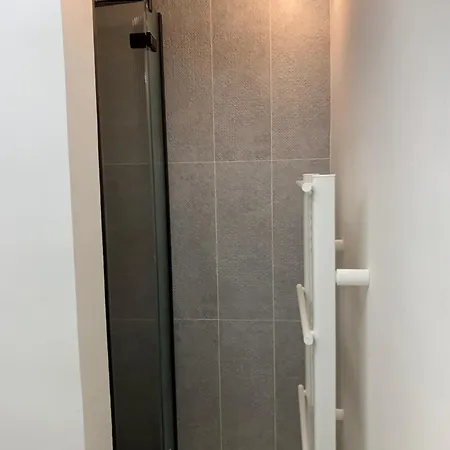 Maison Du Roy/ Upper Cambers *