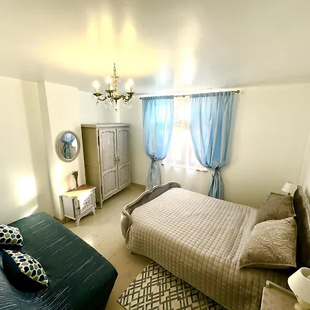 Apartament Maison Du Roy/ Upper Cambers *