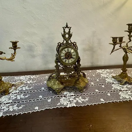 Maison Du Roy/ Upper Cambers