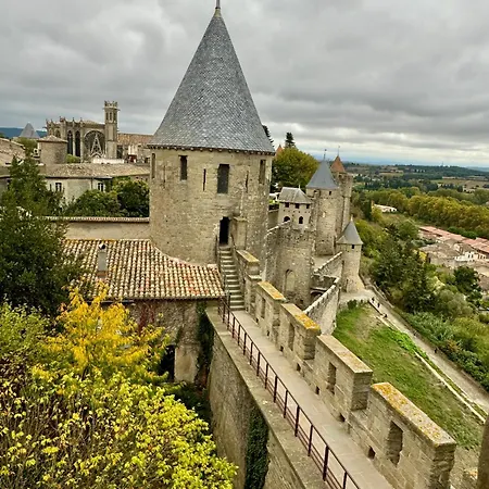 Maison Du Roy/ Upper Cambers Saint-Antonin