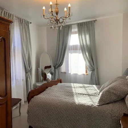 Appartement Maison Du Roy/ Upper Cambers *