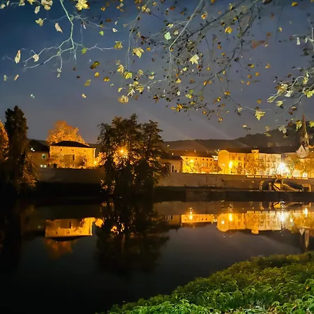 Maison Du Roy/ Upper Cambers *