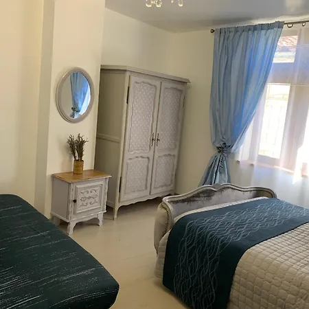 Maison Du Roy/ Upper Cambers Apartmán Saint-Antonin