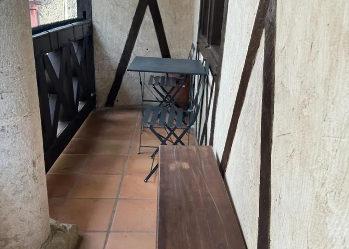 Apartment Maison Du Roy/ Upper Cambers Saint-Antonin