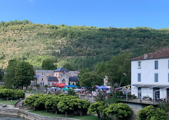 Maison Du Roy/ Upper Cambers Apartment *