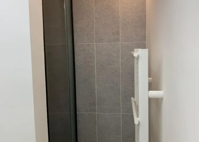 Maison Du Roy/ Upper Cambers *