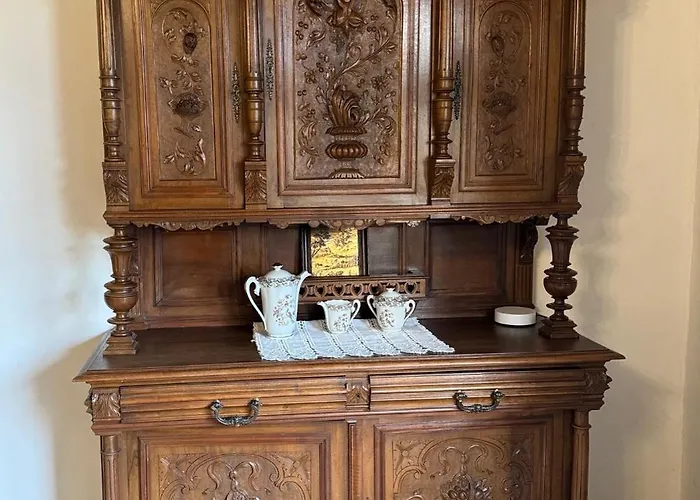 Maison Du Roy/ Upper Cambers * Saint-Antonin