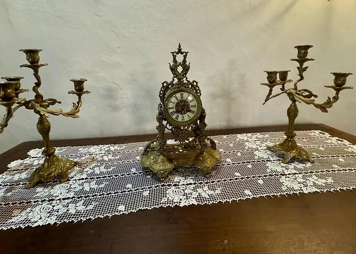 Maison Du Roy/ Upper Cambers