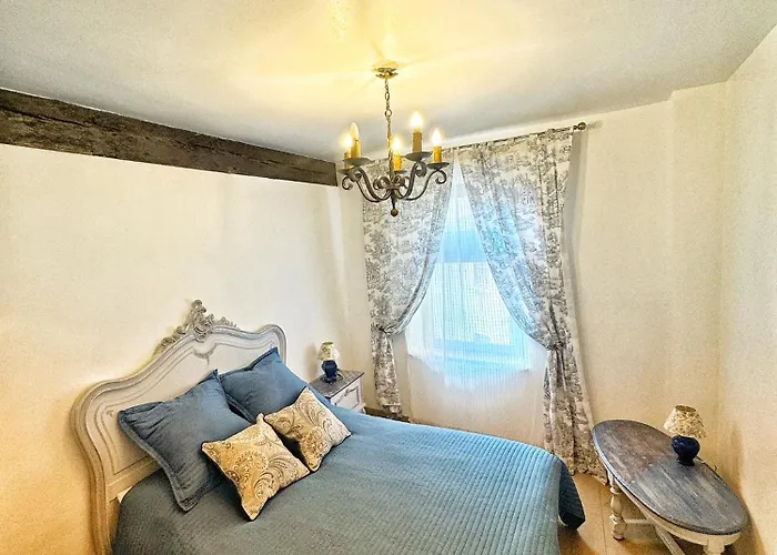 Maison Du Roy/ Upper Cambers * Saint-Antonin